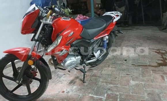 Comprar Usados Moto Suzuki V-Strom Rojo en Sagua de Tanamo en Holguin Comprar Usados Moto Suzuki V-Strom Rojo en Sagua de Tanamo en Holguin