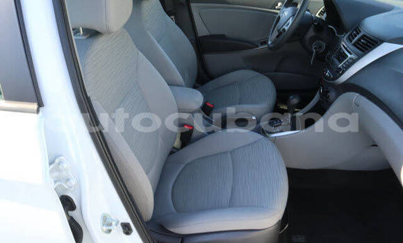 Buy Used Hyundai Accent White Car in Havana in Habana Buy Used Hyundai Accent White Car in Havana in Habana