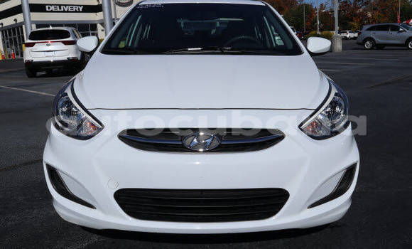 Buy Used Hyundai Accent White Car in Havana in Habana Buy Used Hyundai Accent White Car in Havana in Habana