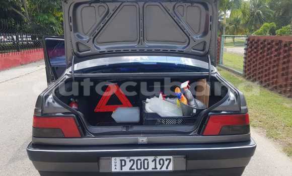 Comprar Usados Carro Peugeot 405 Plata en Havana en Habana Comprar Usados Carro Peugeot 405 Plata en Havana en Habana