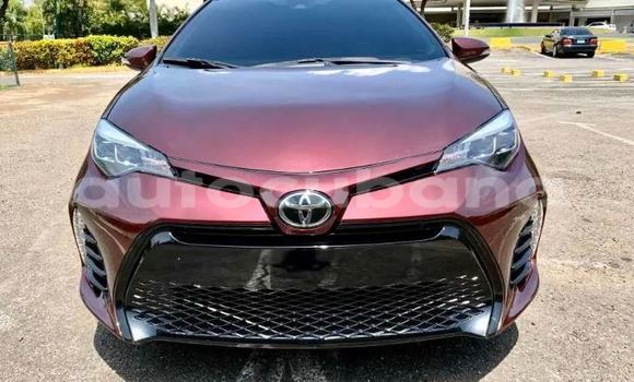 Buy Used Toyota Corolla Red Car in Santa Cruz del Sur in Camaguey