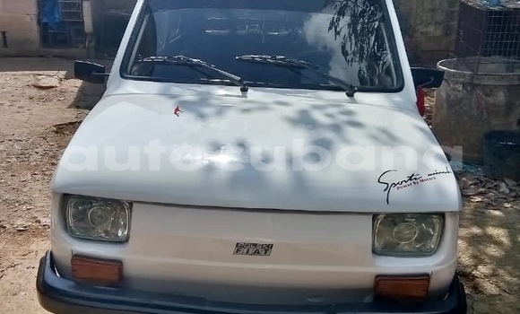 Comprar Usados Carro Fiat Polski Blanco en Havana en Habana Comprar Usados Carro Fiat Polski Blanco en Havana en Habana