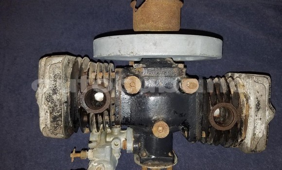 Comprar Usados Moto Boxer BM100 Rojo en Jobabo en Holguin Comprar Usados Moto Boxer BM100 Rojo en Jobabo en Holguin