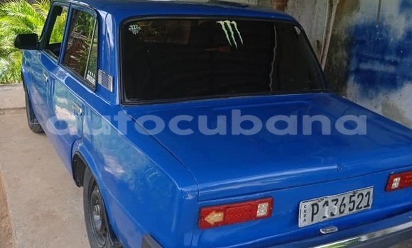 Comprar Usados Carro Lada 1980-1989 Azul en Aguacate en Matanzas Comprar Usados Carro Lada 1980-1989 Azul en Aguacate en Matanzas
