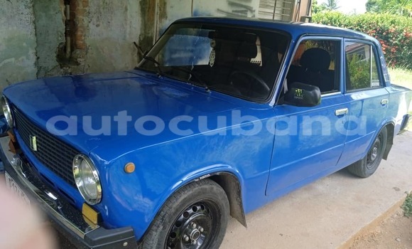 Comprar Usados Carro Lada 1980-1989 Azul en Aguacate en Matanzas Comprar Usados Carro Lada 1980-1989 Azul en Aguacate en Matanzas