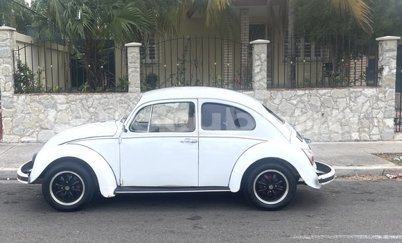 Comprar Usados Carro Volkswagen Escarabajo Blanco en Havana en Habana Comprar Usados Carro Volkswagen Escarabajo Blanco en Havana en Habana