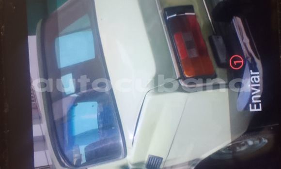 Comprar Usados Carro Moskvich 2142 Verde en Havana en Habana Comprar Usados Carro Moskvich 2142 Verde en Havana en Habana