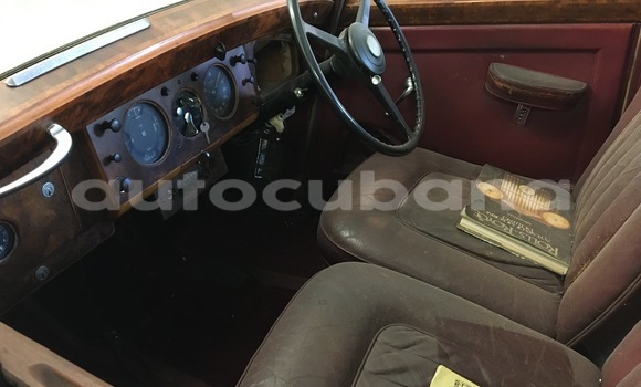 Comprar Usados Carro Bentley R Type Azul en Vertientes en Camaguey Comprar Usados Carro Bentley R Type Azul en Vertientes en Camaguey