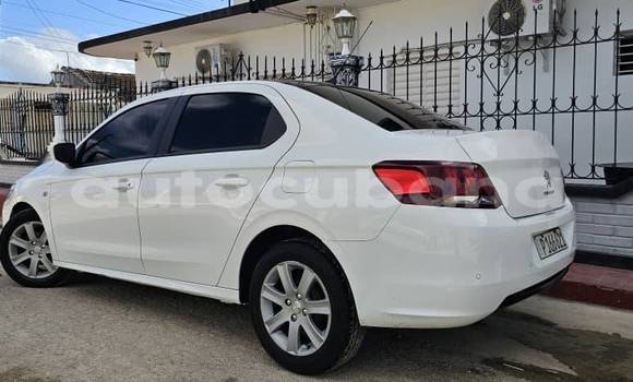 Comprar Usados Carro Peugeot 301 Blanco en Aguada de Pasajeros en Matanzas Comprar Usados Carro Peugeot 301 Blanco en Aguada de Pasajeros en Matanzas