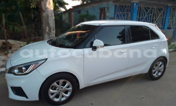 Comprar Usados Carro MG 3 Blanco en Alacranes en Matanzas Comprar Usados Carro MG 3 Blanco en Alacranes en Matanzas