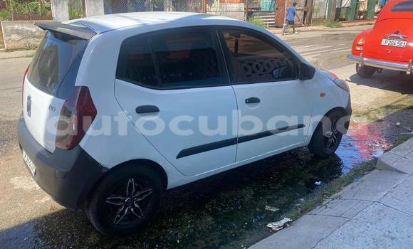 Comprar Usados Carro Hyundai i10 Blanco en Aguada de Pasajeros en Matanzas Comprar Usados Carro Hyundai i10 Blanco en Aguada de Pasajeros en Matanzas
