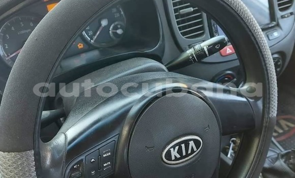 Buy Used Kia Rio White Car in Antilla in Holguin Buy Used Kia Rio White Car in Antilla in Holguin