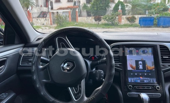 Comprar Usados Carro Renault Talisman Negro en Alacranes en Matanzas Comprar Usados Carro Renault Talisman Negro en Alacranes en Matanzas