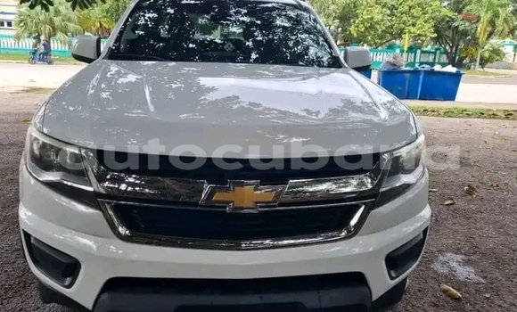 Buy Used Chevrolet Corolado White Car in Havana in Habana Buy Used Chevrolet Corolado White Car in Havana in Habana