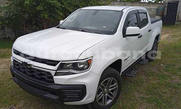 Buy Used Chevrolet Colorado White Car in Alacranes in Matanzas Buy Used Chevrolet Colorado White Car in Alacranes in Matanzas