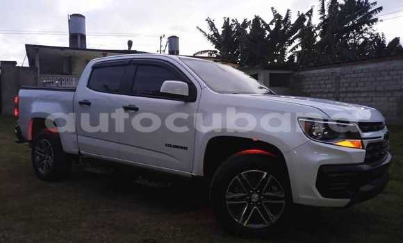 Buy Used Chevrolet Colorado White Car in Alacranes in Matanzas Buy Used Chevrolet Colorado White Car in Alacranes in Matanzas