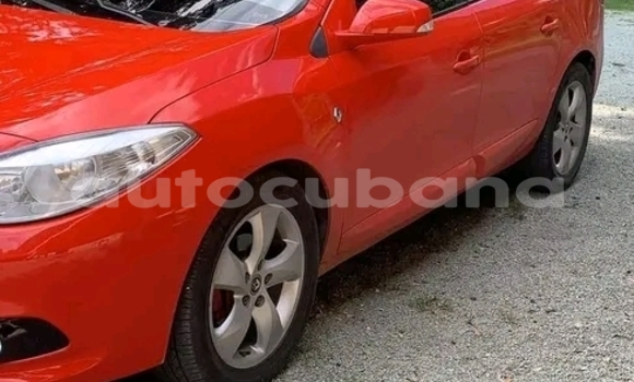 Comprar Usados Carro BMW 2005 Rojo en Baguanos en Holguin Comprar Usados Carro BMW 2005 Rojo en Baguanos en Holguin