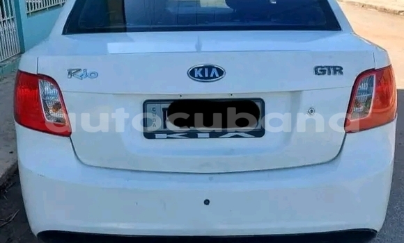 Comprar Usados Carro Kia Rio Blanco en Campechuela en Granma Comprar Usados Carro Kia Rio Blanco en Campechuela en Granma