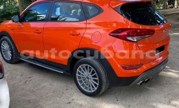 Comprar Usados Carro Hyundai Tucson Rojo en Bolondron en Matanzas Comprar Usados Carro Hyundai Tucson Rojo en Bolondron en Matanzas