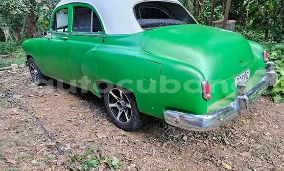 Comprar Usados Carro Chevlolet Spin Verde en Cruces en Cienfuegos Comprar Usados Carro Chevlolet Spin Verde en Cruces en Cienfuegos