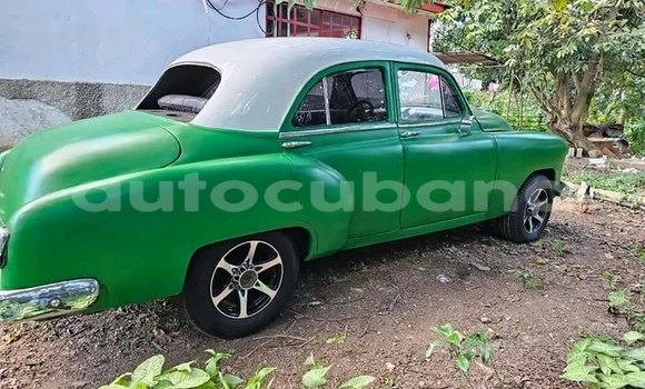 Comprar Usados Carro Chevlolet Spin Verde en Cruces en Cienfuegos Comprar Usados Carro Chevlolet Spin Verde en Cruces en Cienfuegos