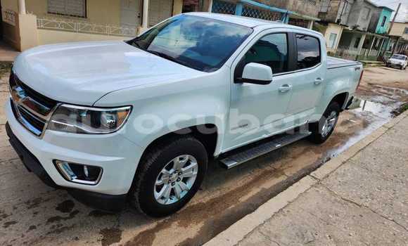 Buy Used Chevrolet Corolado White Car in Alacranes in Matanzas Buy Used Chevrolet Corolado White Car in Alacranes in Matanzas