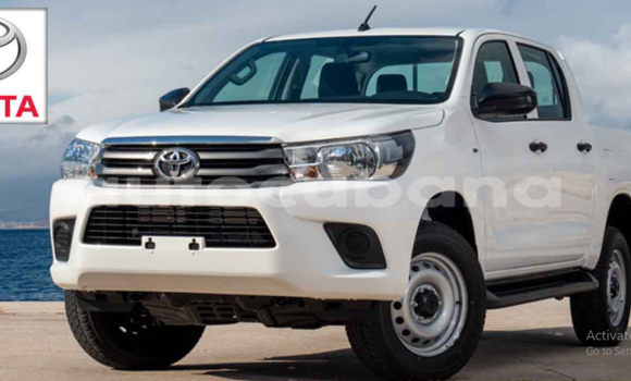 Comprar Nuevo Carro Toyota Hilux Blanco en Havana en Habana Comprar Nuevo Carro Toyota Hilux Blanco en Havana en Habana
