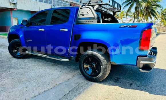 Comprar Usados Carro Chevrolet Corolado Azul en Aguada de Pasajeros en Matanzas Comprar Usados Carro Chevrolet Corolado Azul en Aguada de Pasajeros en Matanzas