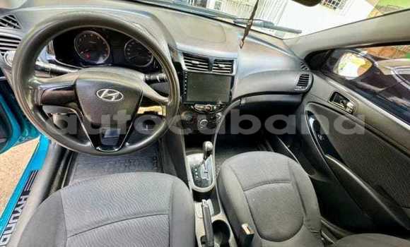 Comprar Usados Carro Hyundai Accent Azul en Alacranes en Matanzas Comprar Usados Carro Hyundai Accent Azul en Alacranes en Matanzas