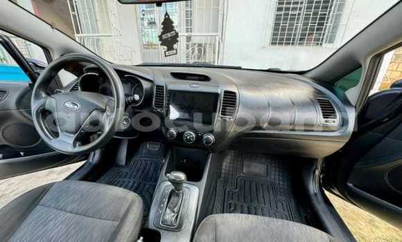 Comprar Usados Carro Kia Cerato Negro en Aguada de Pasajeros en Matanzas Comprar Usados Carro Kia Cerato Negro en Aguada de Pasajeros en Matanzas