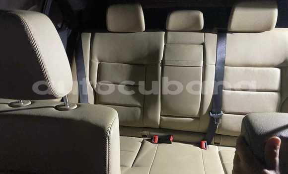 Buy Used Mercedes‒Benz E–Class Black Car in Alacranes in Matanzas