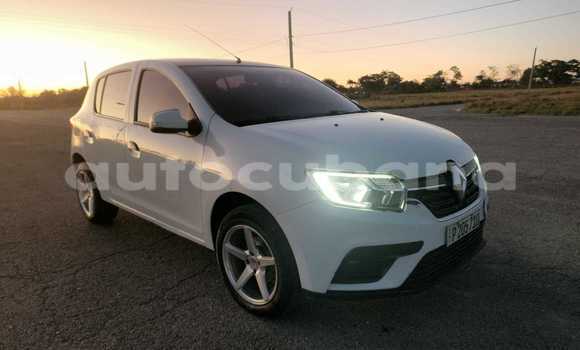 Comprar Usados Carro Kia Picanto Blanco en Antilla en Holguin Comprar Usados Carro Kia Picanto Blanco en Antilla en Holguin