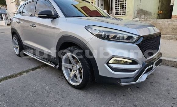 Comprar Usados Carro Hyundai Tucson Negro en Alacranes en Matanzas Comprar Usados Carro Hyundai Tucson Negro en Alacranes en Matanzas