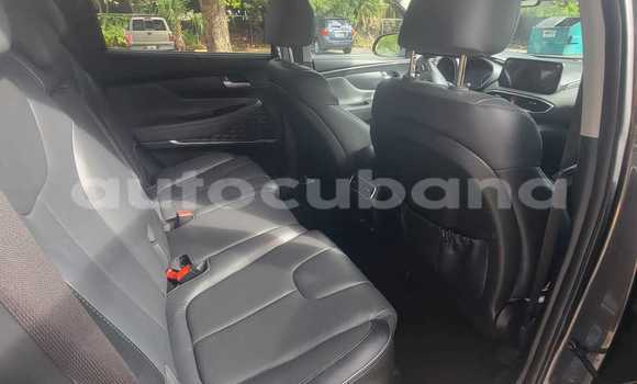 Comprar Usados Carro Hyundai Santa Fe Negro en Aguada de Pasajeros en Matanzas Comprar Usados Carro Hyundai Santa Fe Negro en Aguada de Pasajeros en Matanzas
