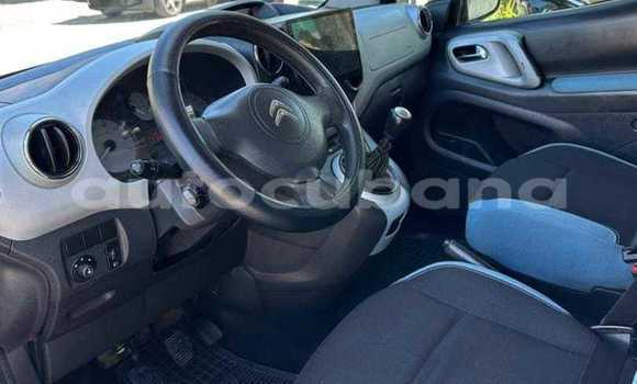 Buy Used Citroen Berlingo White Car in Aguacate in Matanzas Buy Used Citroen Berlingo White Car in Aguacate in Matanzas