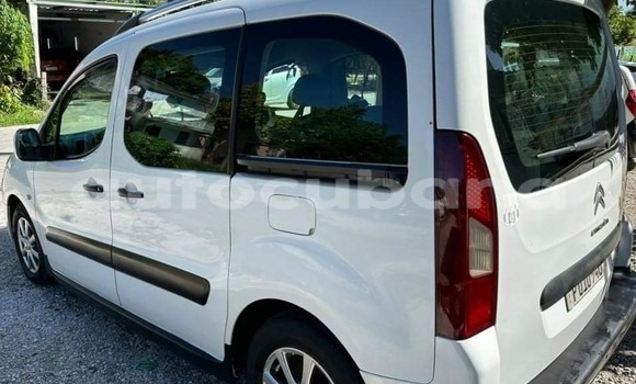 Buy Used Citroen Berlingo White Car in Aguacate in Matanzas Buy Used Citroen Berlingo White Car in Aguacate in Matanzas