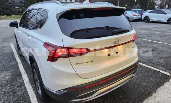 Buy Used Hyundai Santa Fe White Car in Aguada de Pasajeros in Matanzas Buy Used Hyundai Santa Fe White Car in Aguada de Pasajeros in Matanzas