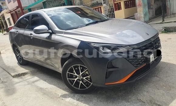 Buy Used Mercedes‒Benz 300CD Other Car in Alacranes in Matanzas