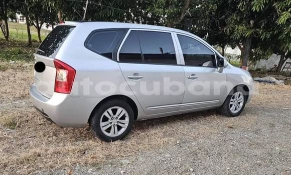 Buy Used Kia Carens Other Car in Antilla in Holguin Buy Used Kia Carens Other Car in Antilla in Holguin