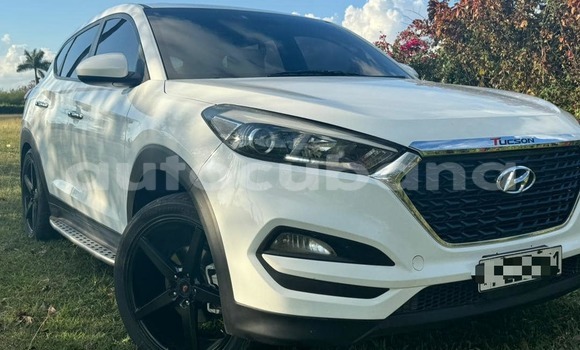 Comprar Usados Carro Hyundai Tucson Blanco en Antilla en Holguin Comprar Usados Carro Hyundai Tucson Blanco en Antilla en Holguin