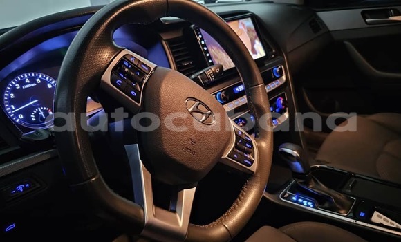 Comprar Usados Carro Hyundai Sonata Azul en Baguanos en Holguin Comprar Usados Carro Hyundai Sonata Azul en Baguanos en Holguin