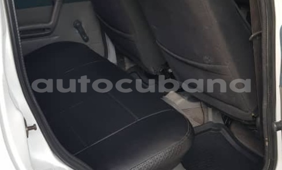 Comprar Usados Carro Fiat Punto Blanco en Alacranes en Matanzas Comprar Usados Carro Fiat Punto Blanco en Alacranes en Matanzas