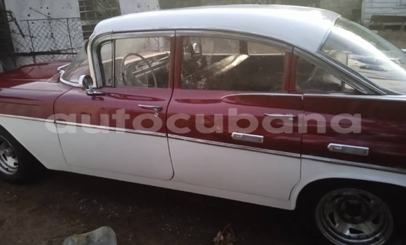 Comprar Usados Carro Pontiac 1959 Rojo en Havana en Habana Comprar Usados Carro Pontiac 1959 Rojo en Havana en Habana