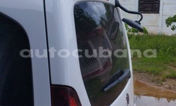 Comprar Usados Carro Hyundai Accent Otro en Alacranes en Matanzas Comprar Usados Carro Hyundai Accent Otro en Alacranes en Matanzas