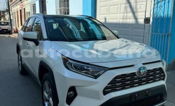Comprar Usados Carro Toyota RAV 4 Otro en Agramonte en Matanzas Comprar Usados Carro Toyota RAV 4 Otro en Agramonte en Matanzas