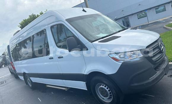 Buy Used Mercedes-Benz 1959 White Car in Abreus in Matanzas Buy Used Mercedes-Benz 1959 White Car in Abreus in Matanzas