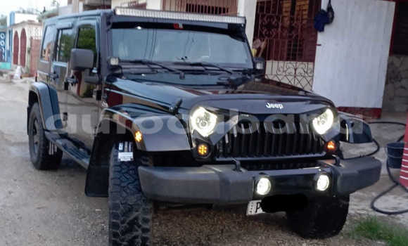 Comprar Usados Carro Jeep Wrangler Negro en Aguada de Pasajeros en Matanzas Comprar Usados Carro Jeep Wrangler Negro en Aguada de Pasajeros en Matanzas