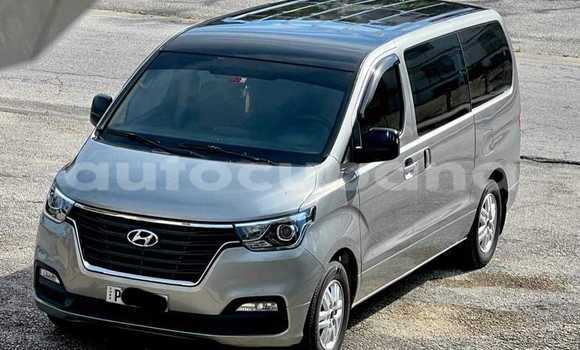 Comprar Usados Carro Hyundai H1 Otro en Aguada de Pasajeros en Matanzas