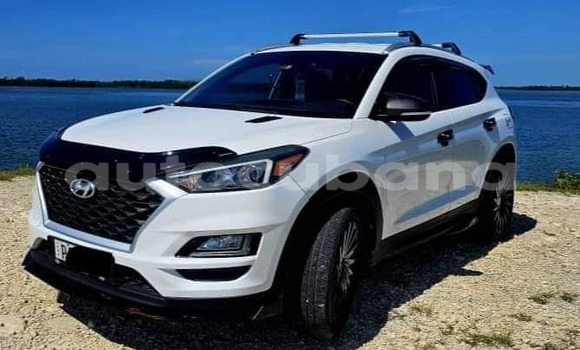Comprar Usados Carro Hyundai Tucson Blanco en Aguada de Pasajeros en Matanzas Comprar Usados Carro Hyundai Tucson Blanco en Aguada de Pasajeros en Matanzas