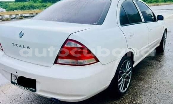 Buy Used Renault Scala White Car in Alacranes in Matanzas Buy Used Renault Scala White Car in Alacranes in Matanzas